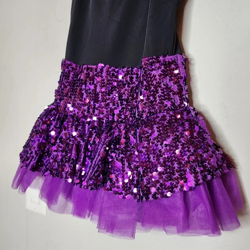 Weissman kids dance costume. Black‎ purple sequin. Size MC (10/12)